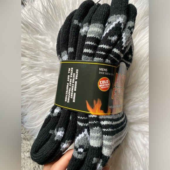 Men’s Hot Feet Heavy Thermal Socks - Picture 2 of 3
